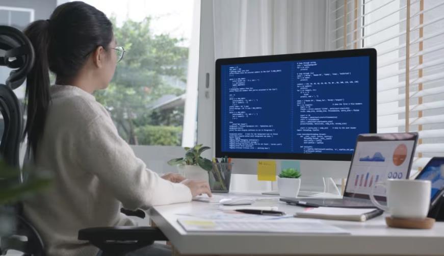 阿拉善右旗企业数字化解决方案：机器学习赋能商业模式升级的核心路径